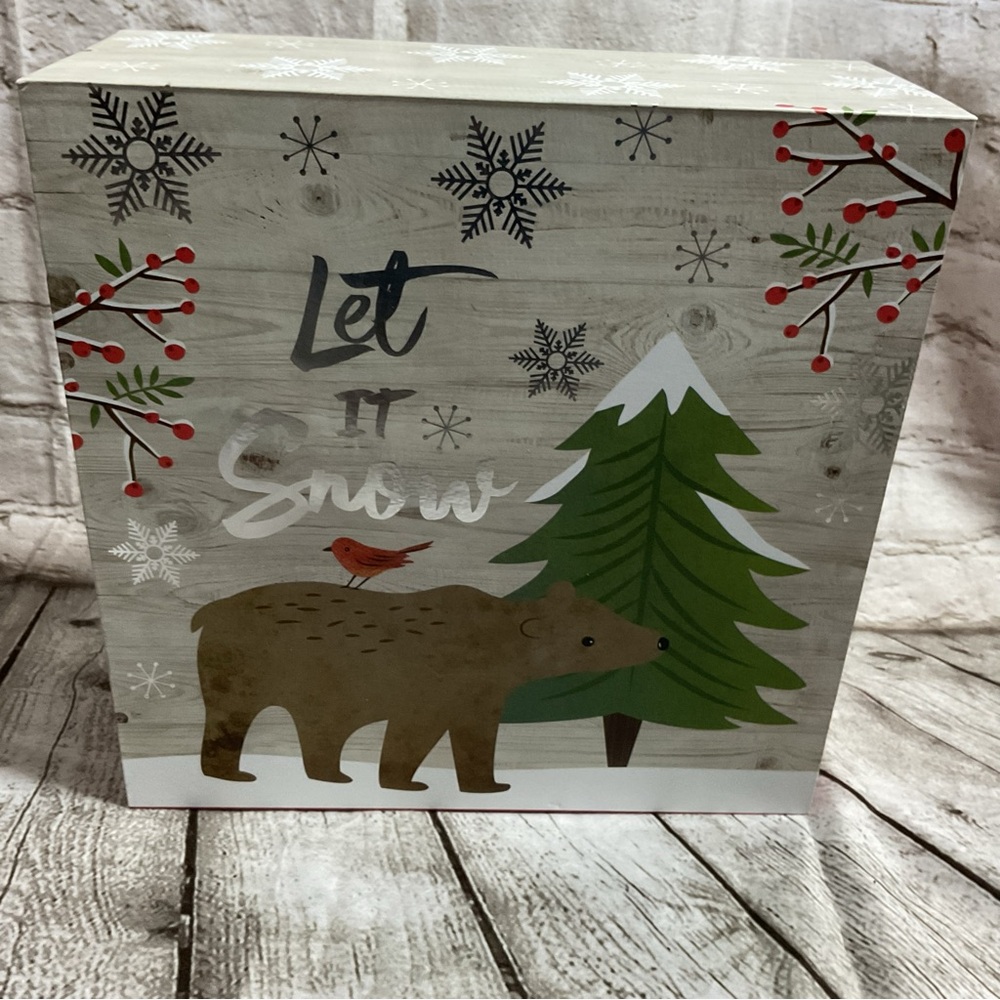 Festive Winter Decor Box with Bear and Tree